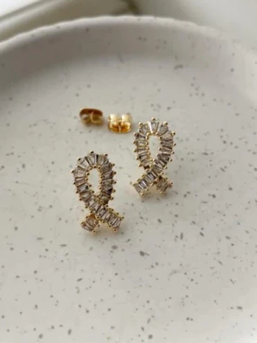 CZ Ribbon Studs