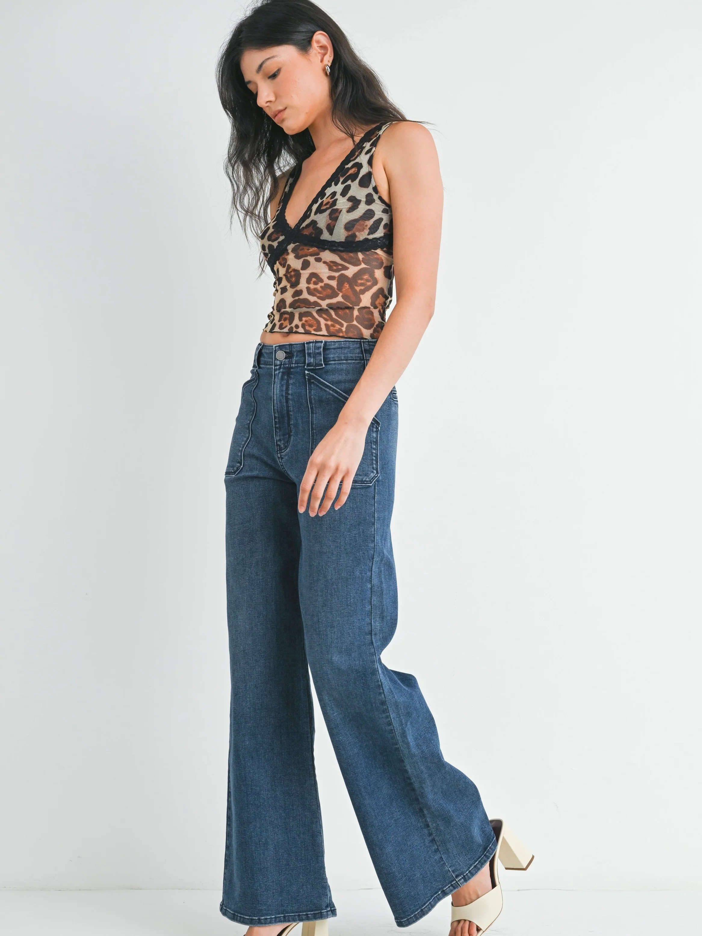 Just Black Denim : Patch Pocket Wide Leg Flare Jean - Image 4