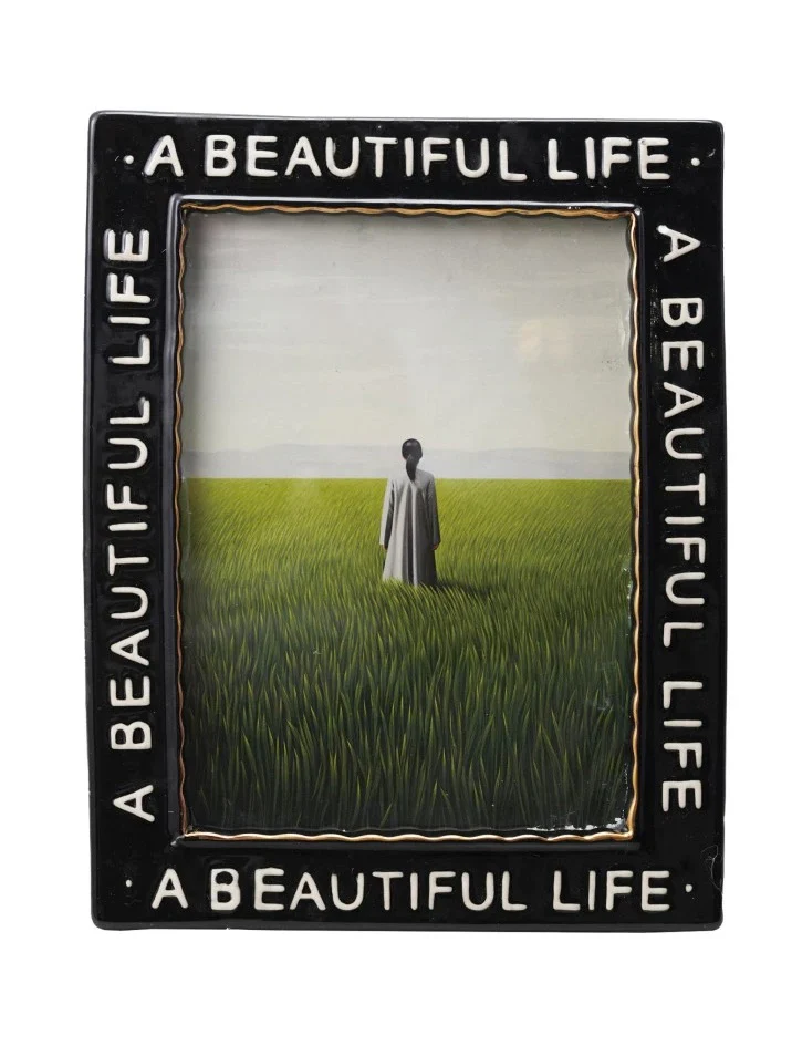 Embossed Photo Frame with Electroplating