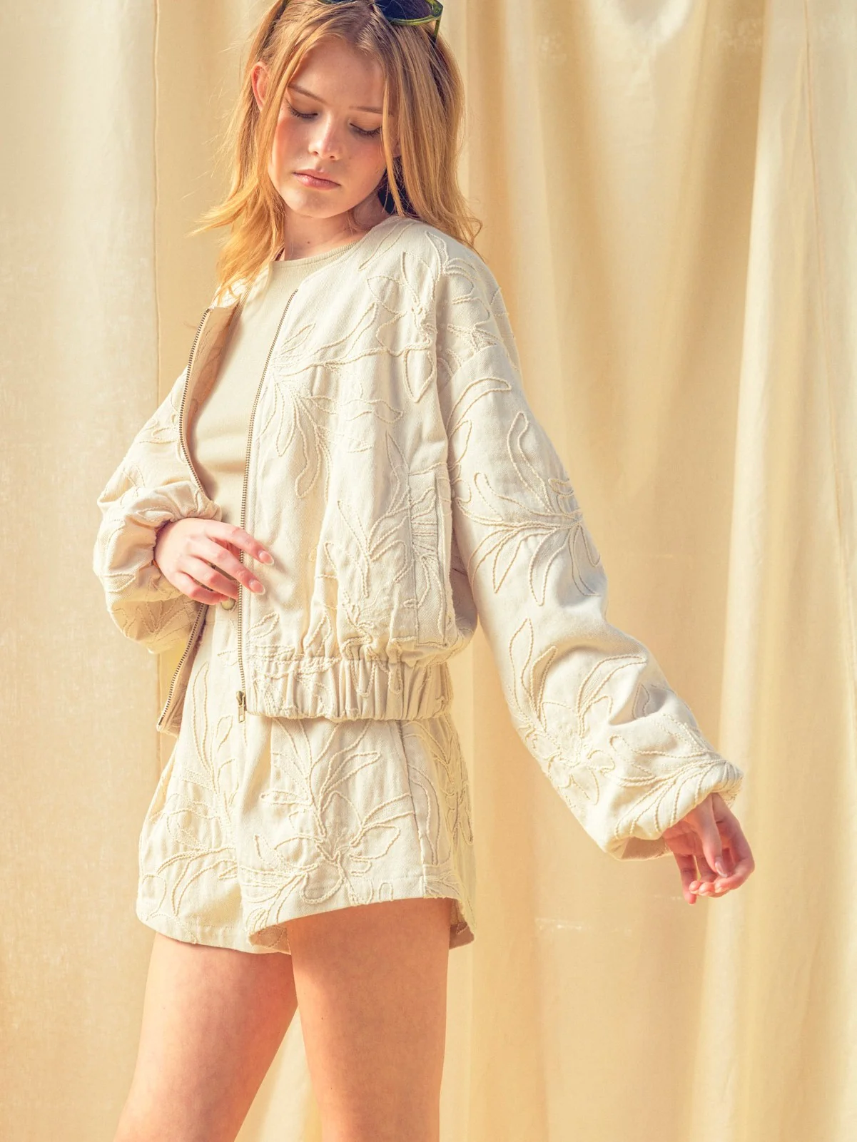Floral Jacquard Zip Up Jacket - Image 4