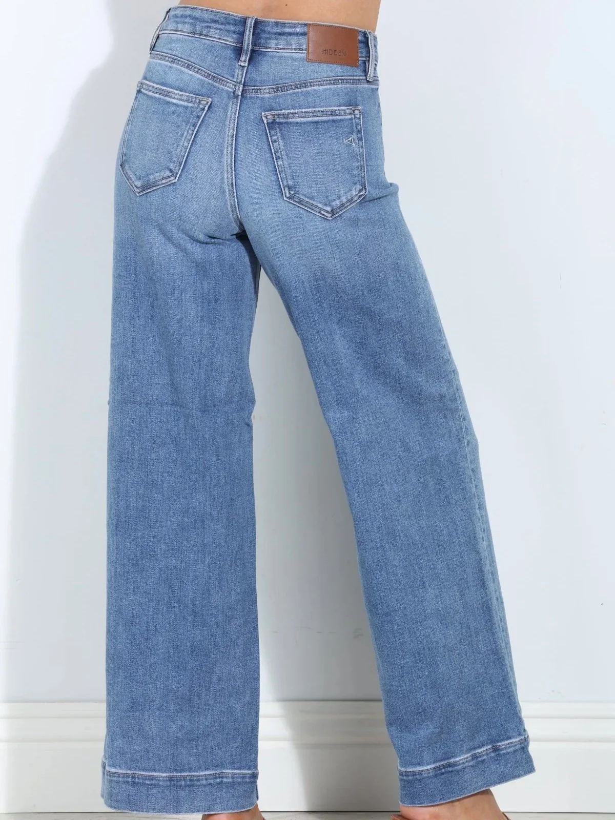 Hidden Jeans : Front Pocket Stretch Wide Leg Jean - Image 2