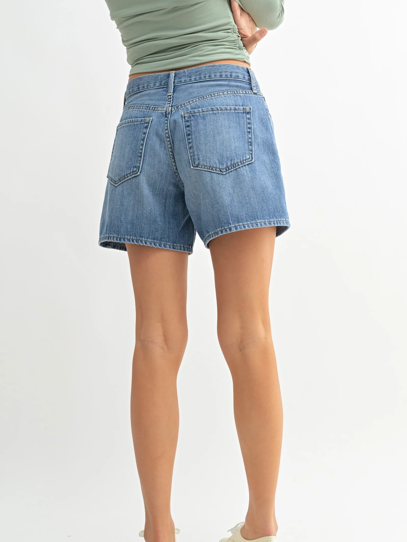 Lightweight Short - Image 3