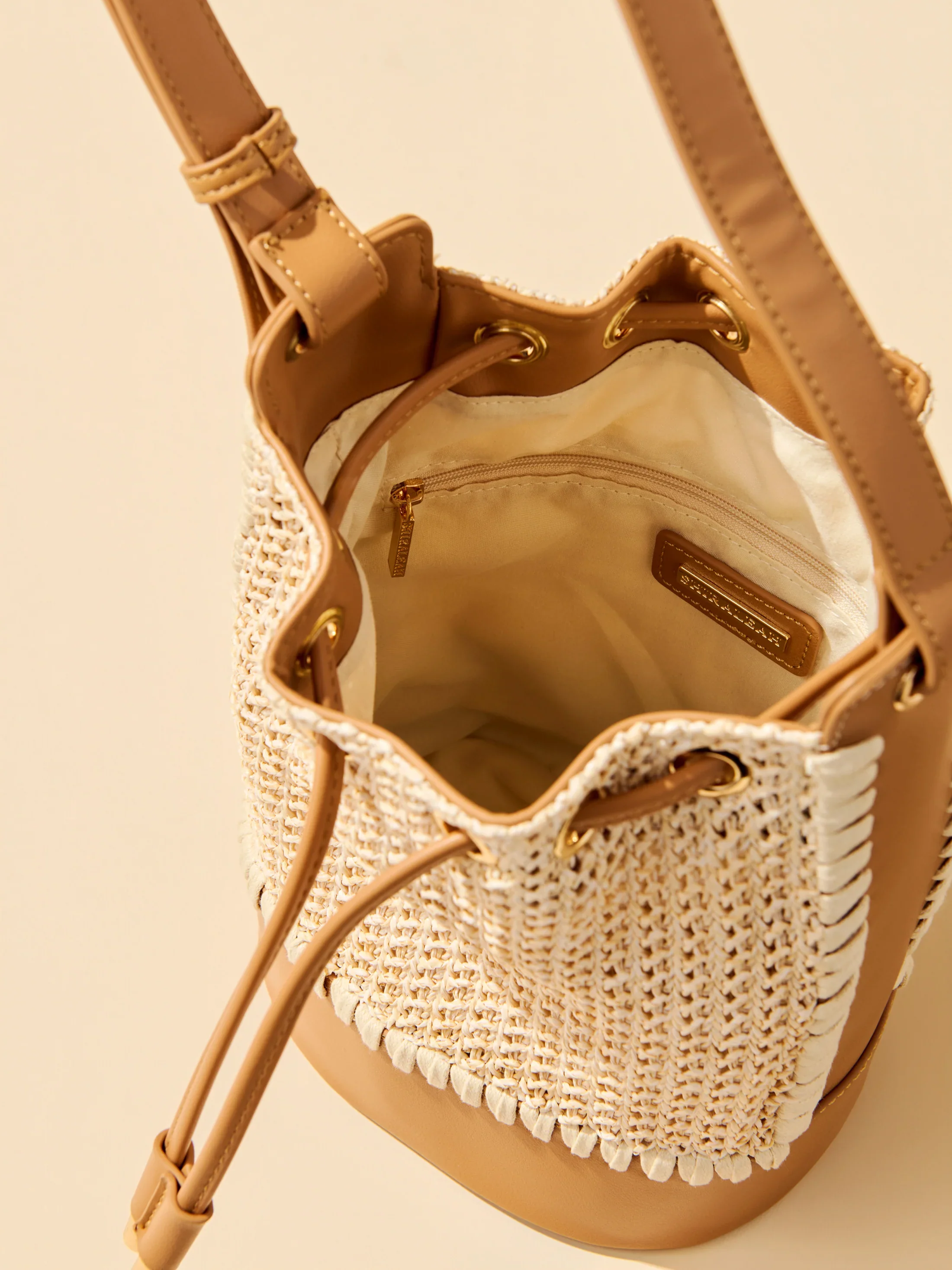 Mia Bucket Bag - Image 4