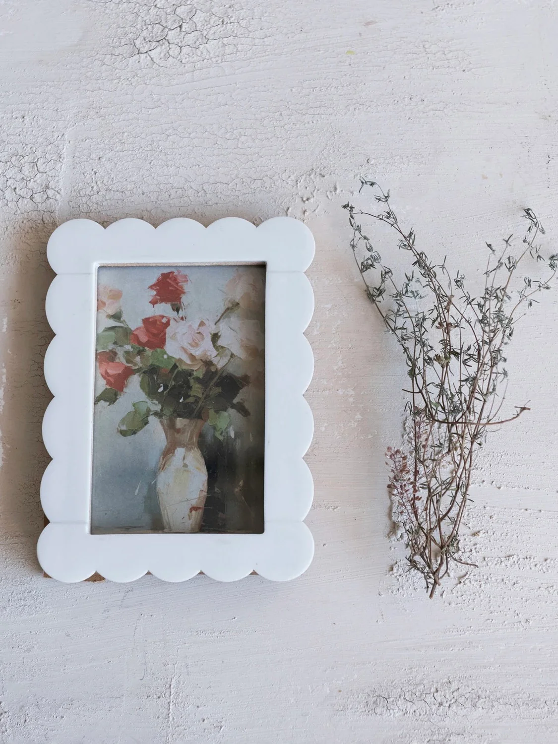 Resin & MDF Scalloped Photo Frame