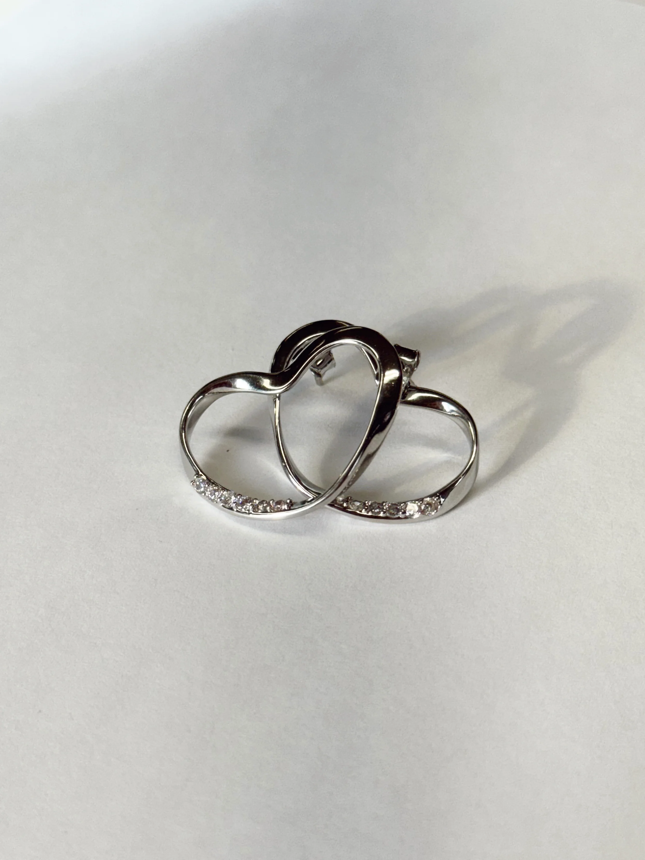 Ribbon Twist Heart Earrings