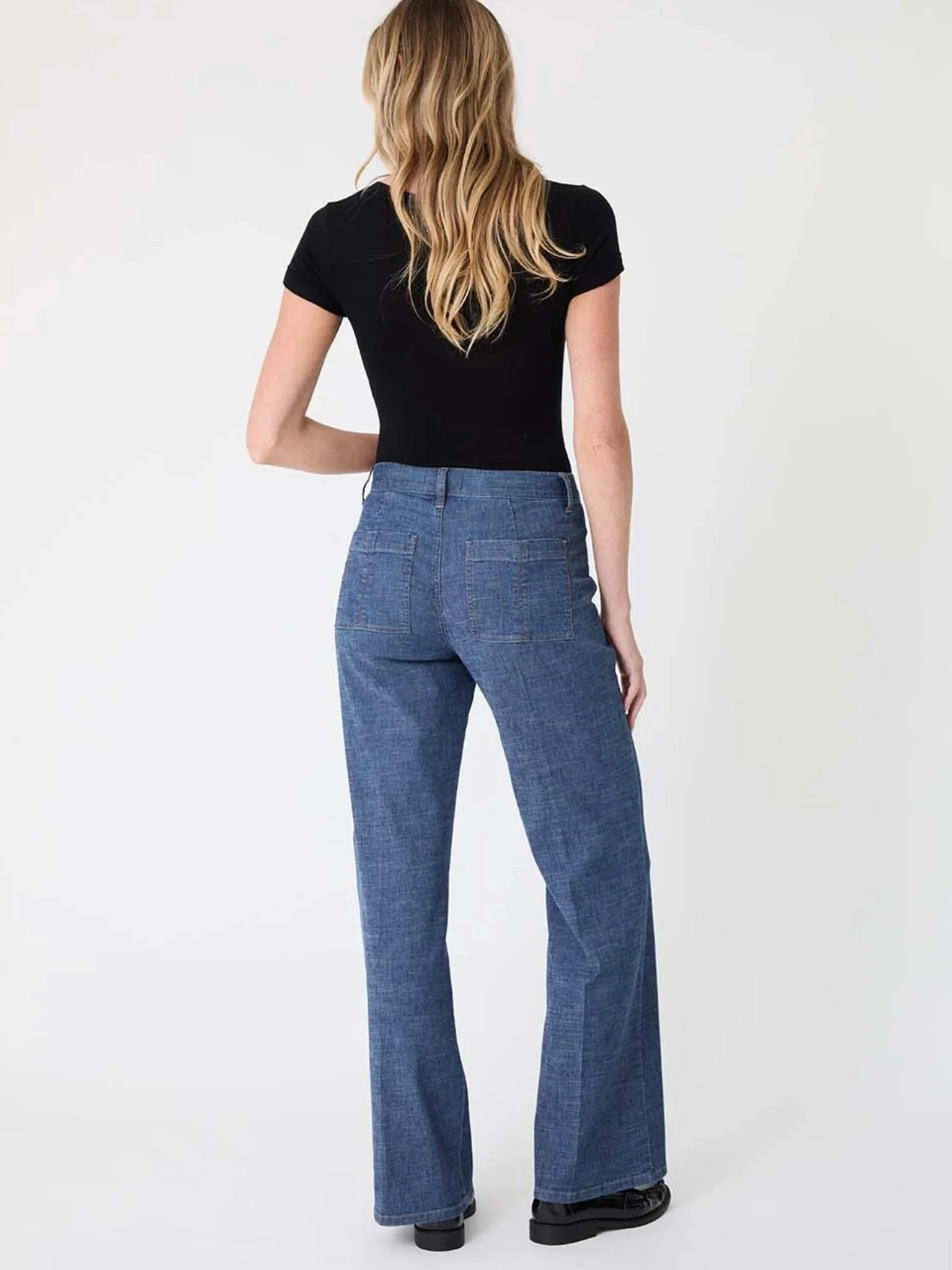 Level 99 : Sarah Pant - Image 4