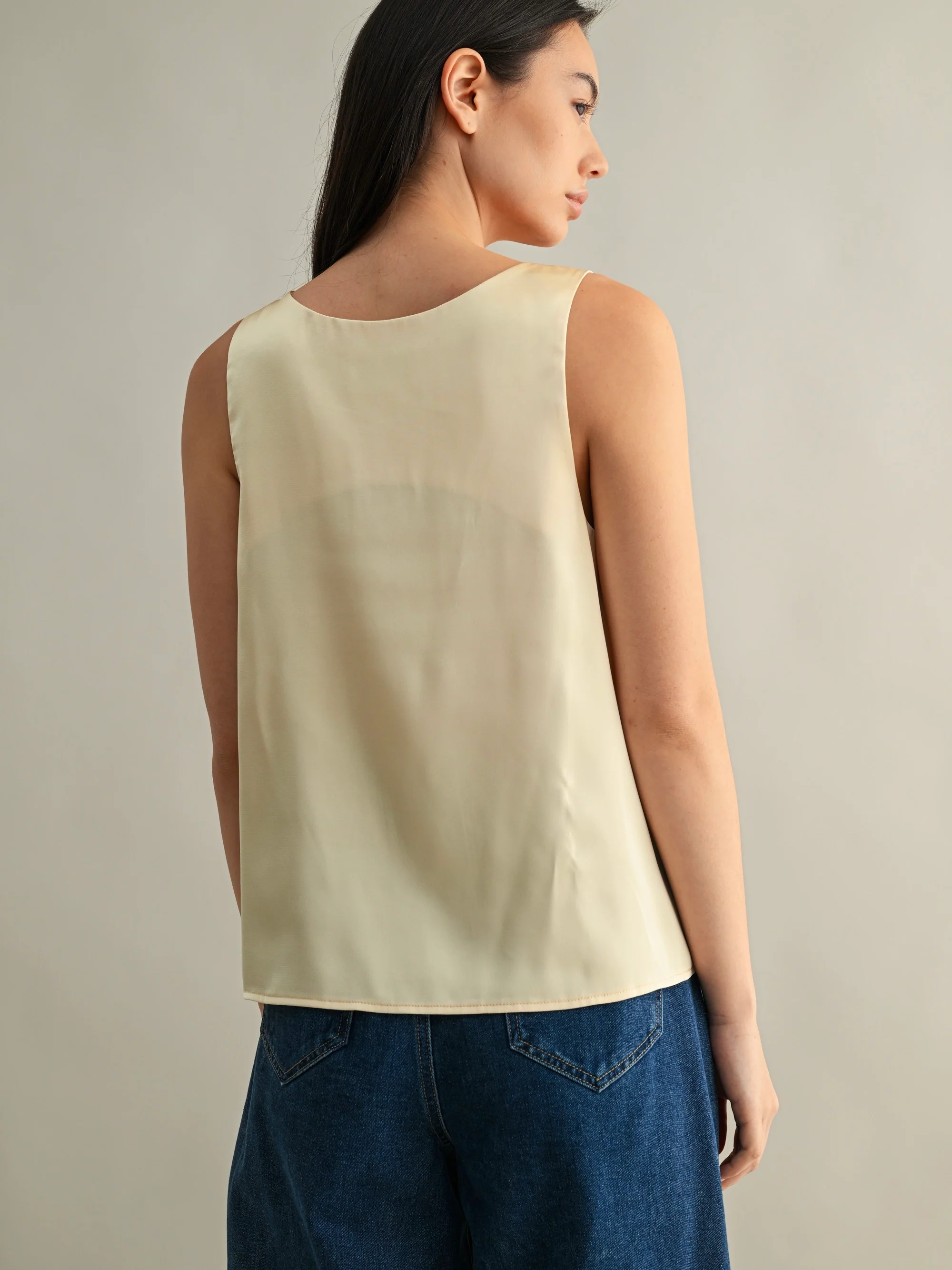 Satin Sleeveless Scoop Neck Tank - Image 3