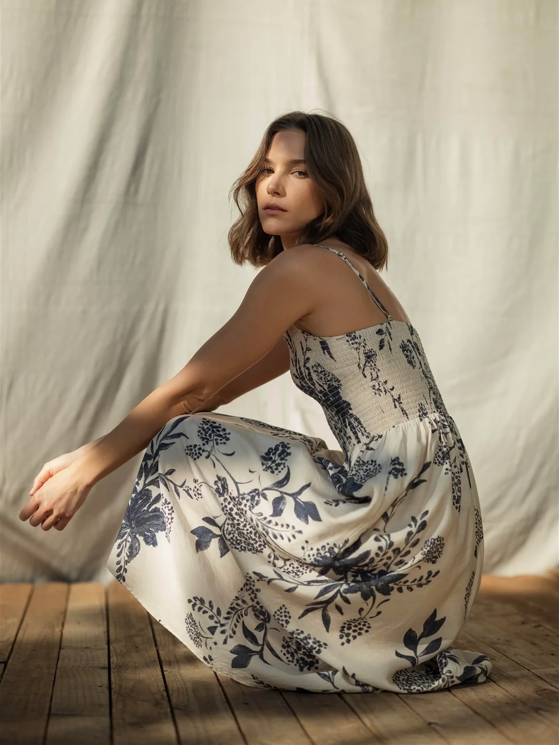 Stephanie Floral Midi Dress - Image 3